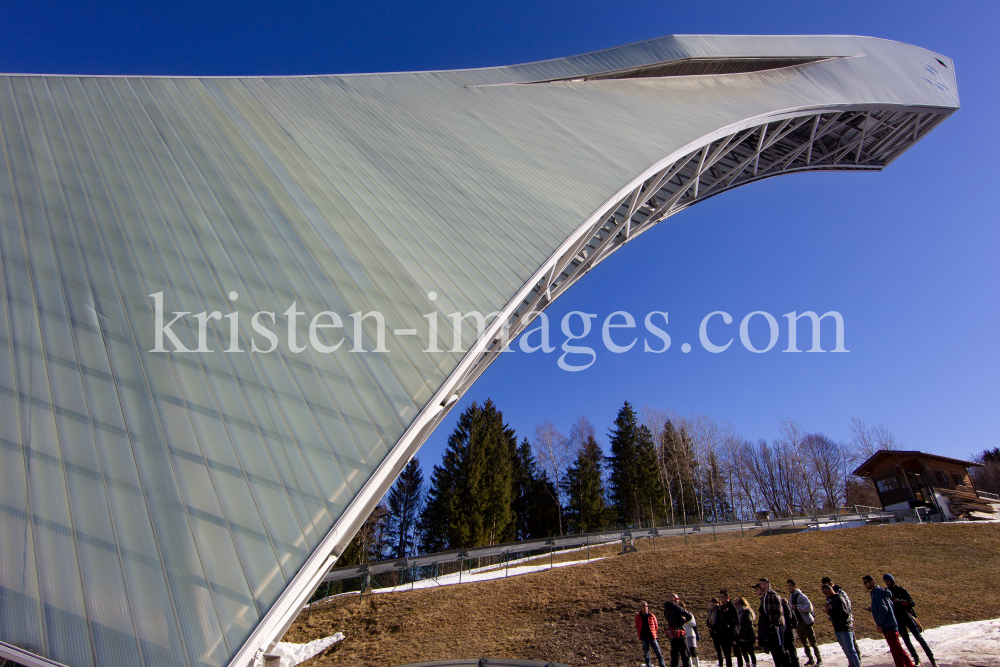 Skisprungschanze / Garmisch-Partenkirchen by kristen-images.com