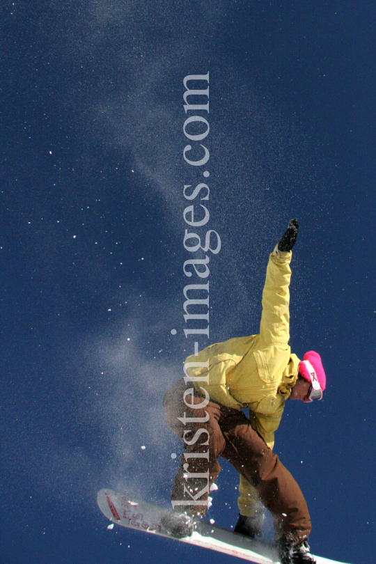 Snowboard Freestyle by kristen-images.com