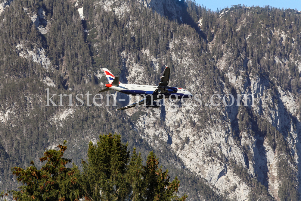 British Airways Flugzeug / Landeanflug Innsbruck, Tirol by kristen-images.com