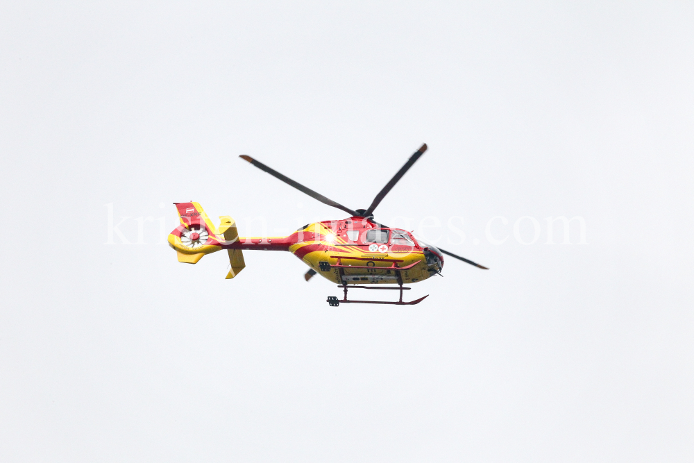 Rettungshubschrauber / Notarzthubschrauber by kristen-images.com