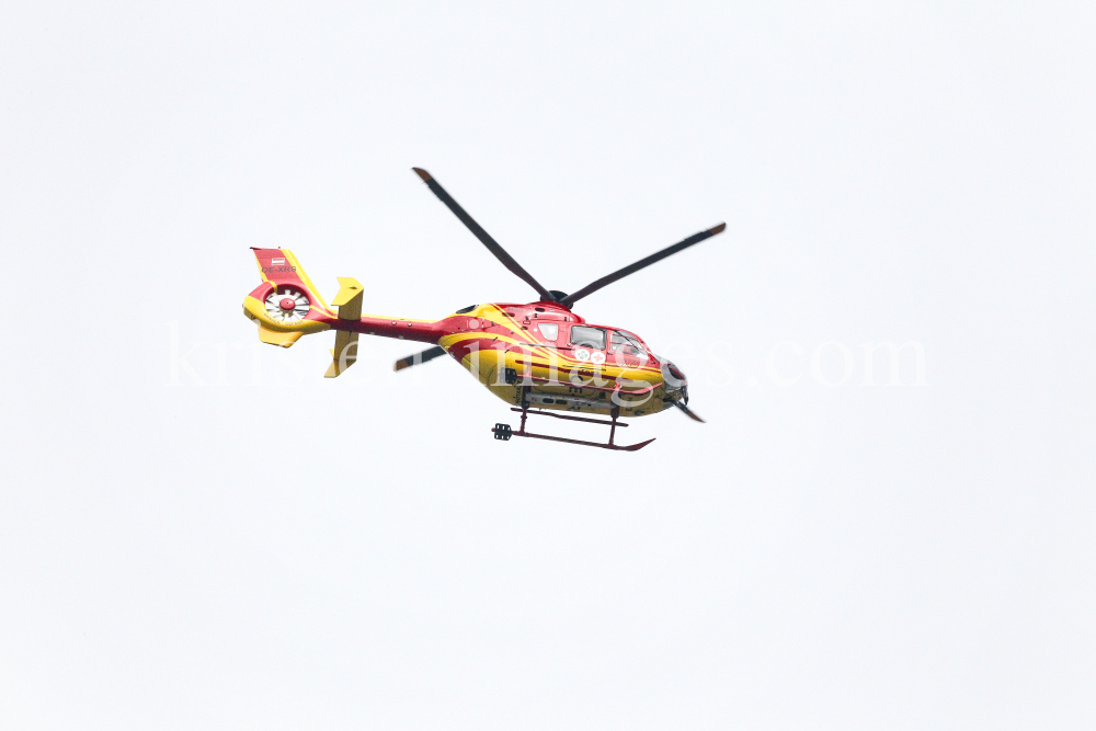 Rettungshubschrauber / Notarzthubschrauber by kristen-images.com