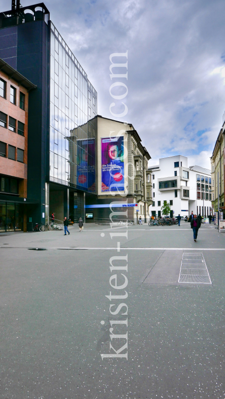 Sparkassenplatz Innsbruck, Sparkasse, BTV by kristen-images.com