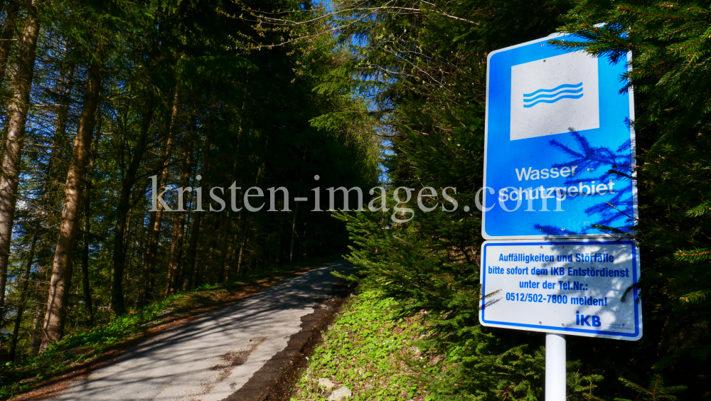 Wasserschutzgebiet Heiligwasser am Patscherkofel, Tirol by kristen-images.com