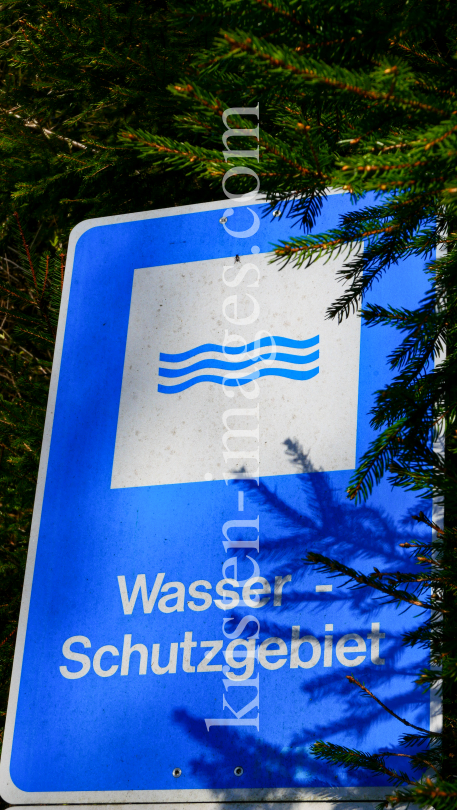 Wasserschutzgebiet Heiligwasser am Patscherkofel, Tirol by kristen-images.com