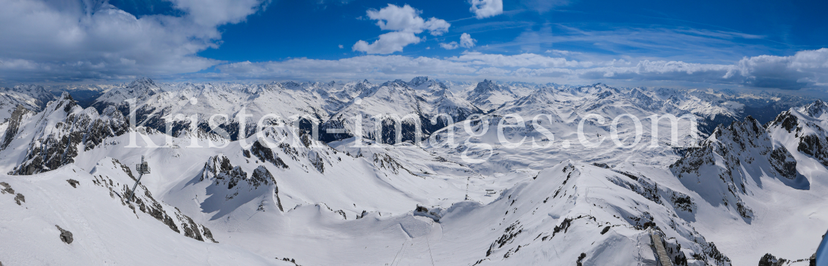 Ski Arlberg  by kristen-images.com