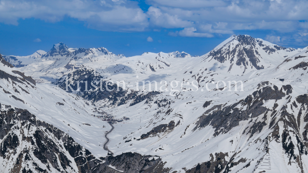 Ski Arlberg by kristen-images.com