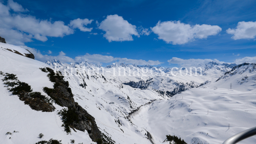 Ski Arlberg by kristen-images.com