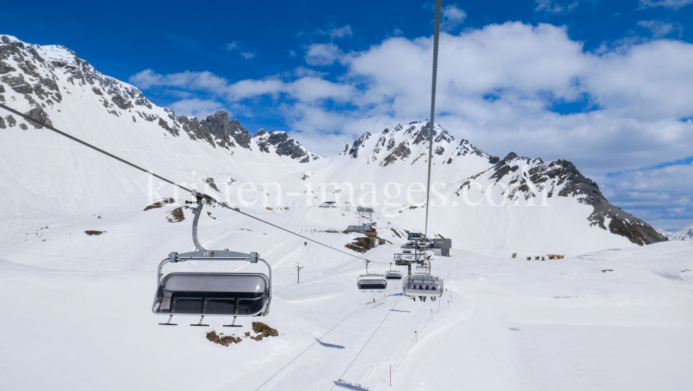 Ski Arlberg by kristen-images.com