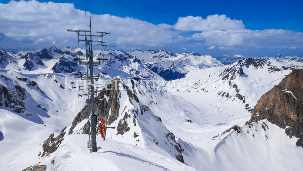 Ski Arlberg by kristen-images.com