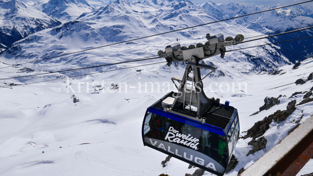 Ski Arlberg by kristen-images.com