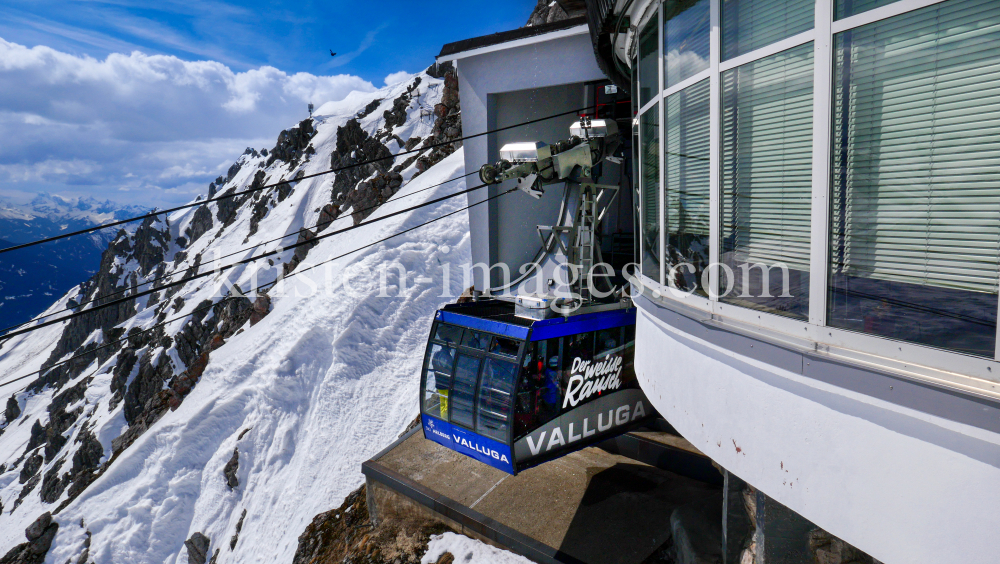 Ski Arlberg by kristen-images.com