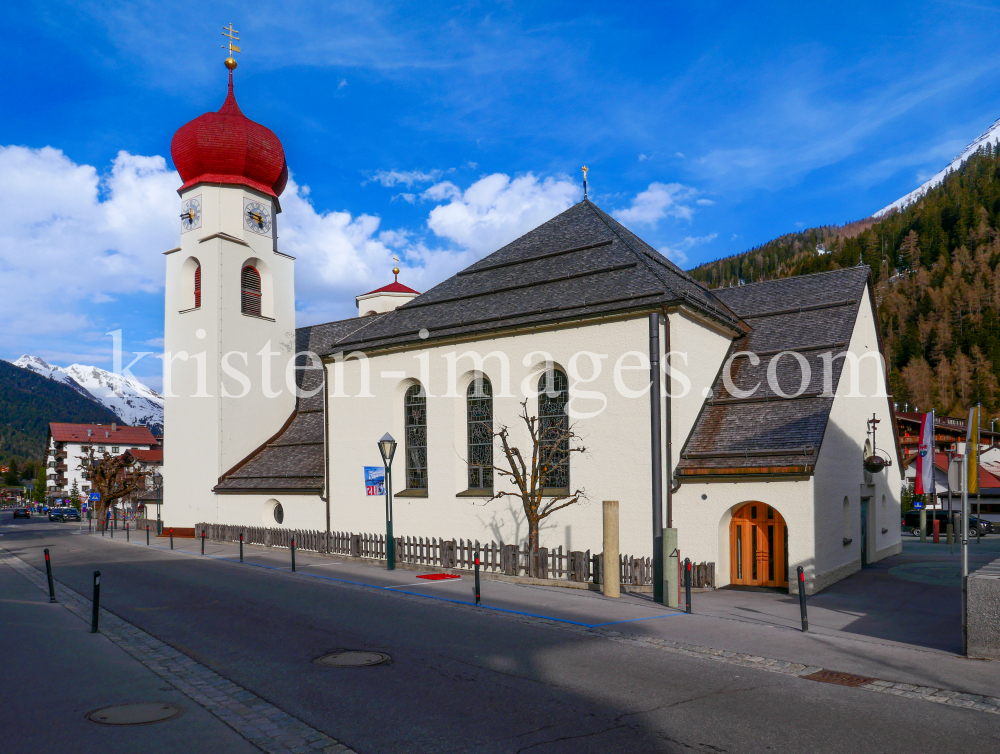 Ski Arlberg / St. Anton am Arlberg by kristen-images.com