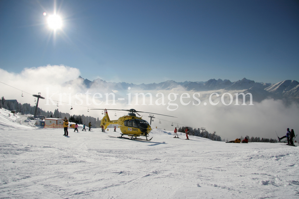 Rettungshubschrauber vom ÖAMTC by kristen-images.com