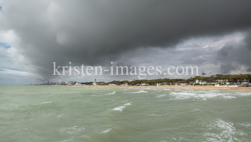 Lido di Jesolo, Venedig, Italien by kristen-images.com