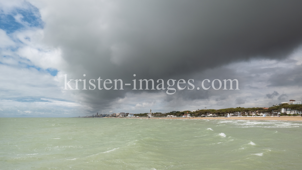 Lido di Jesolo, Venedig, Italien by kristen-images.com