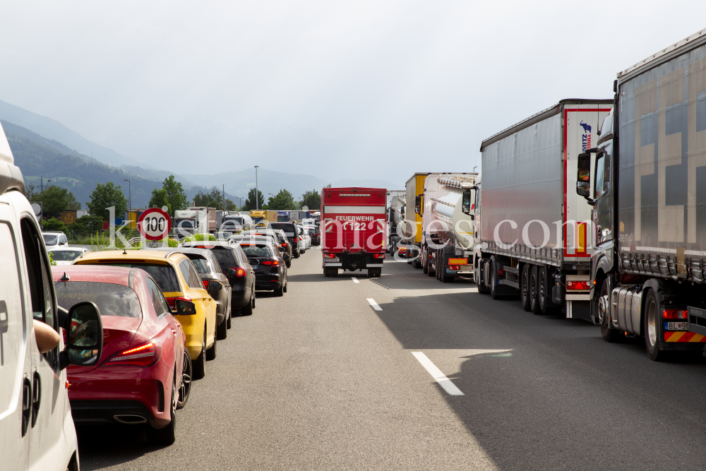 Stau / Rettungsgasse / A12 Inntalautobahn, Tirol, Austria by kristen-images.com