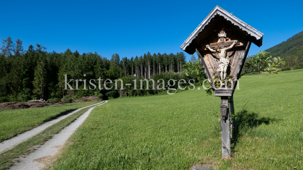 Wegkreuz / Igls, Innsbruck, Tirol, Austria by kristen-images.com