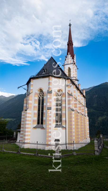 Wallfahrtskirche Maria Locherboden, Mötz, Mieminger Plateau, Tirol by kristen-images.com