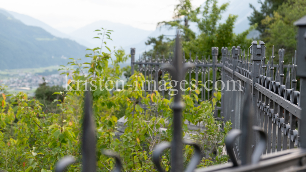 Zaun um die Wallfahrtskirche Maria Locherboden, Mötz, Mieminger Plateau by kristen-images.com