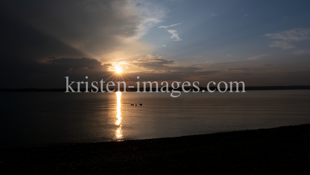 Starnberger See, Bayern, Deutschland by kristen-images.com