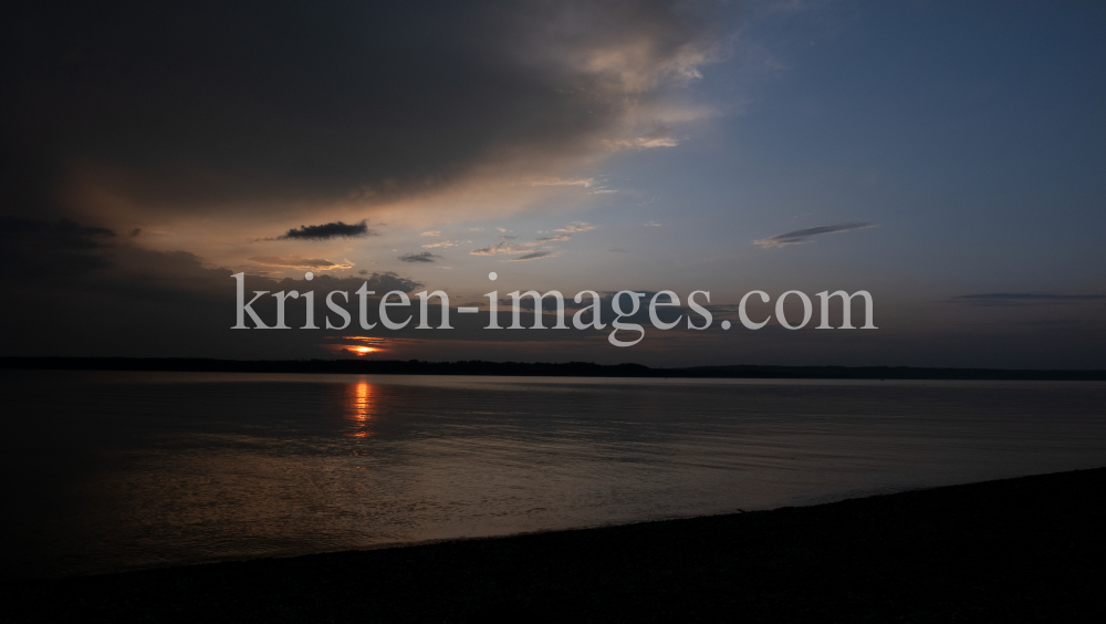 Starnberger See, Bayern, Deutschland by kristen-images.com