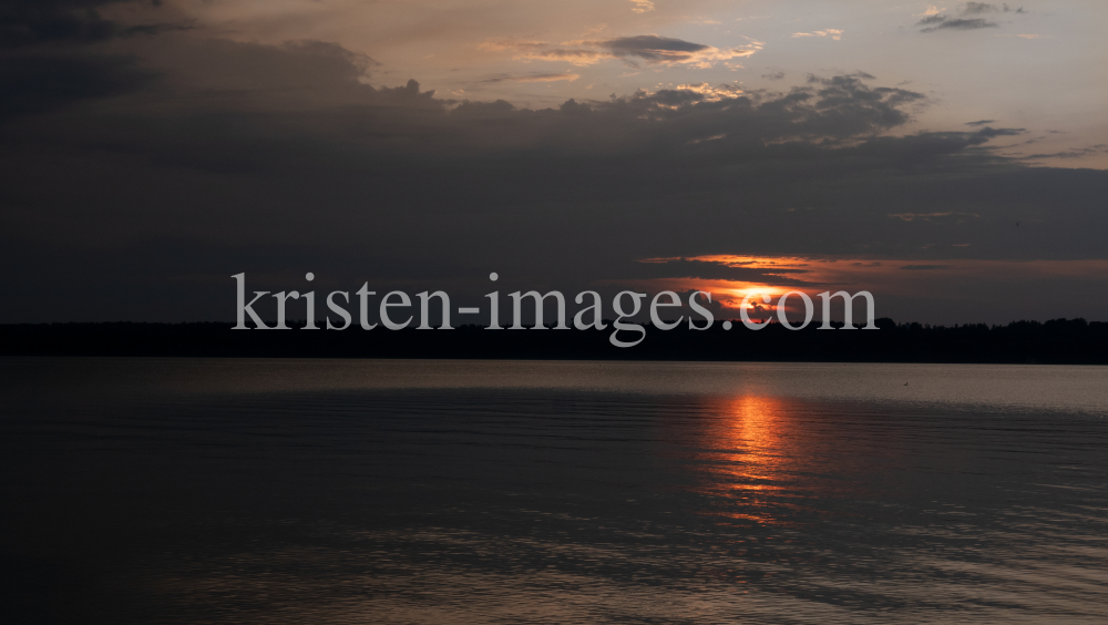 Starnberger See, Bayern, Deutschland by kristen-images.com