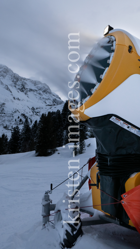 Stubaier Gletscher, Stubaital, Tirol, Austria / Schneekanone by kristen-images.com