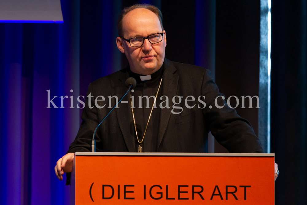 Eröffnung der Igler Art / Hermann Glettler (Bischof der Diözese Innsbruck) by kristen-images.com