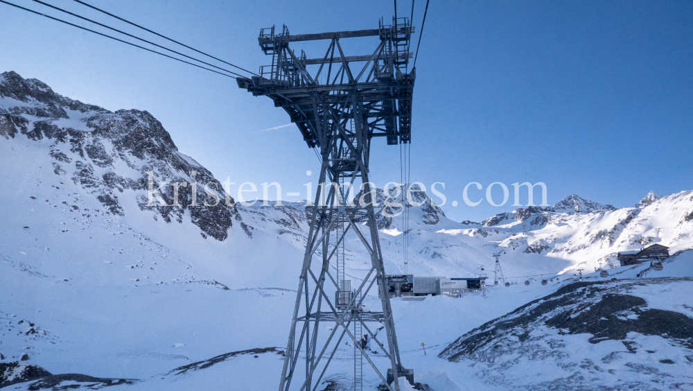 Stubaier Gletscher, Tirol, Austria / 3S Eisgratbahn by kristen-images.com