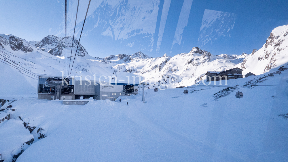 Stubaier Gletscher, Tirol, Austria / 3S Eisgratbahn by kristen-images.com