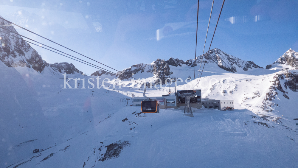 Stubaier Gletscher, Tirol, Austria / 3S Eisgratbahn by kristen-images.com