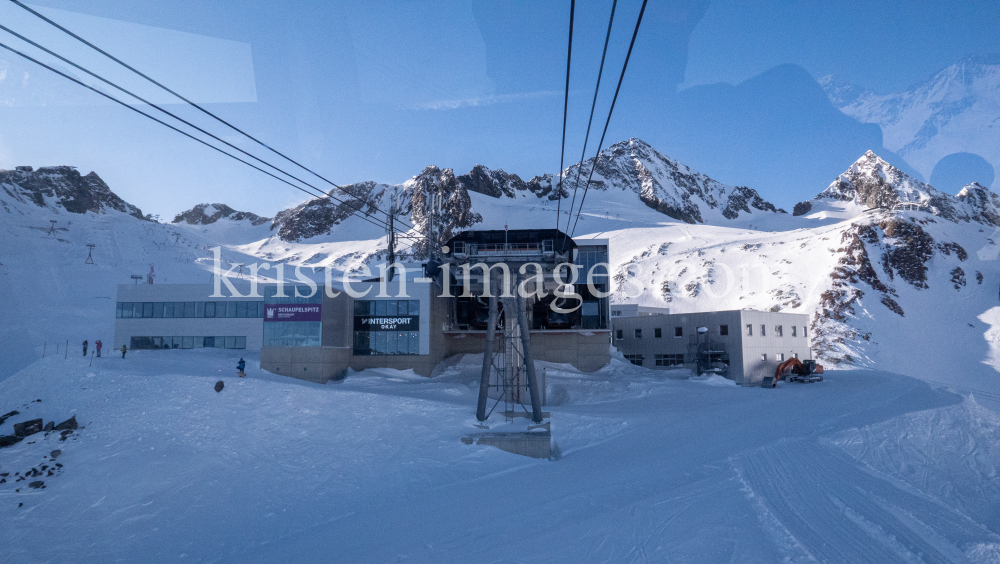 Stubaier Gletscher, Tirol, Austria / 3S Eisgratbahn by kristen-images.com