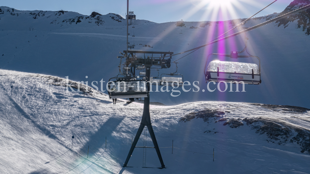 Stubaier Gletscher, Tirol, Austria / Fernaubahn / Sessellift by kristen-images.com