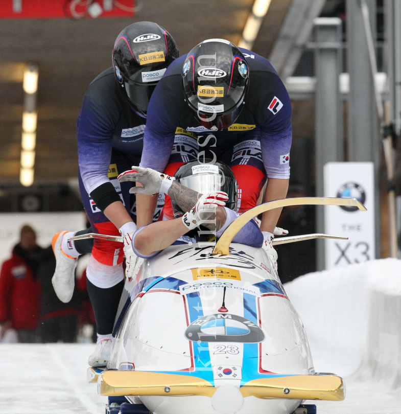 4er Bob Weltcup Herren 2020 Innsbruck-Igls by kristen-images.com