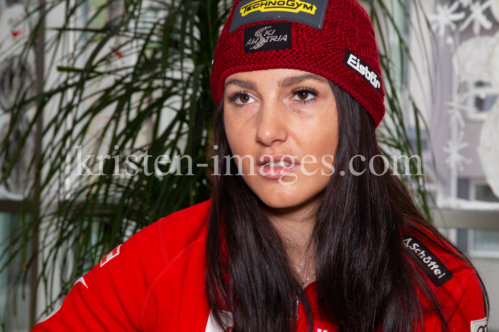 Stephanie Venier (AUT) / Alpiner Skiweltcup Damen by kristen-images.com