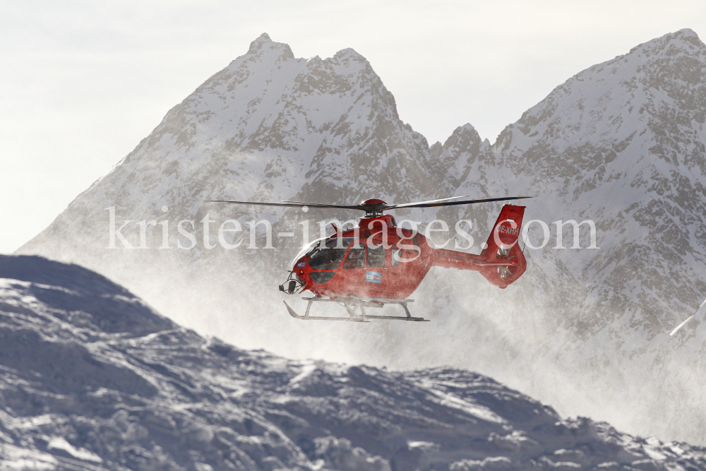 Rettungshubschrauber Heli Austria / Notarzthubschrauber by kristen-images.com