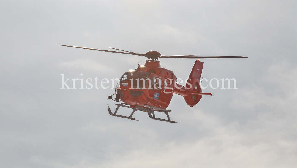 Rettungshubschrauber Heli Austria / Notarzthubschrauber by kristen-images.com