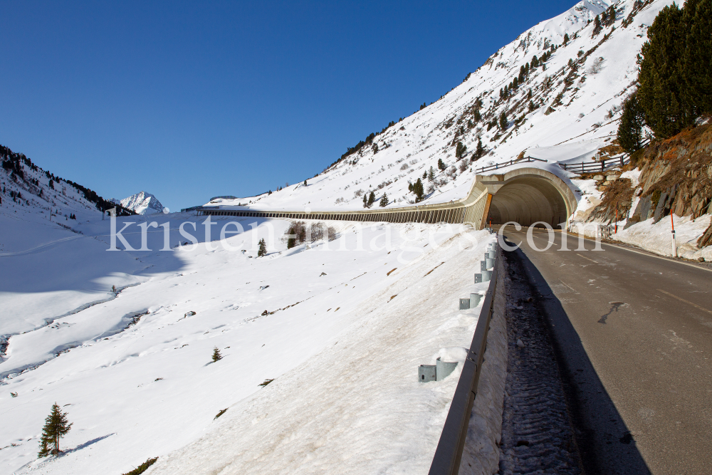 Straße ins Kühtai, Tirol, Austria by kristen-images.com