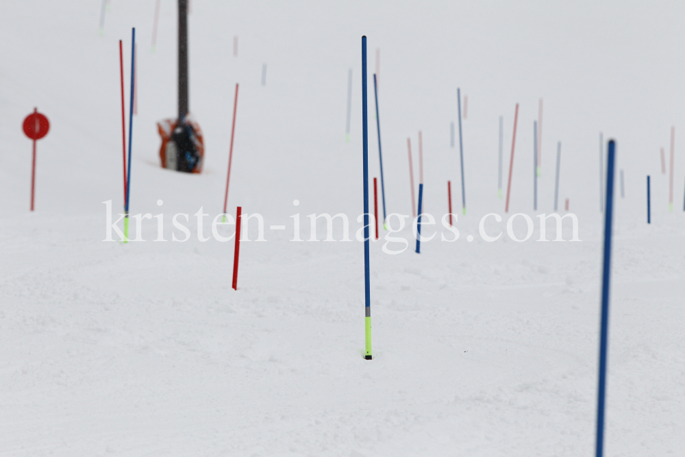 Slalomstangen, Kippstangen, Torlauf by kristen-images.com