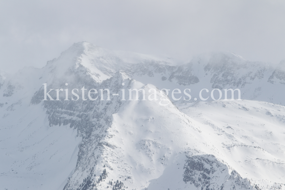 westliche Zillertaler Alpen, Tuxer Hauptkamm, Tirol, Austria by kristen-images.com