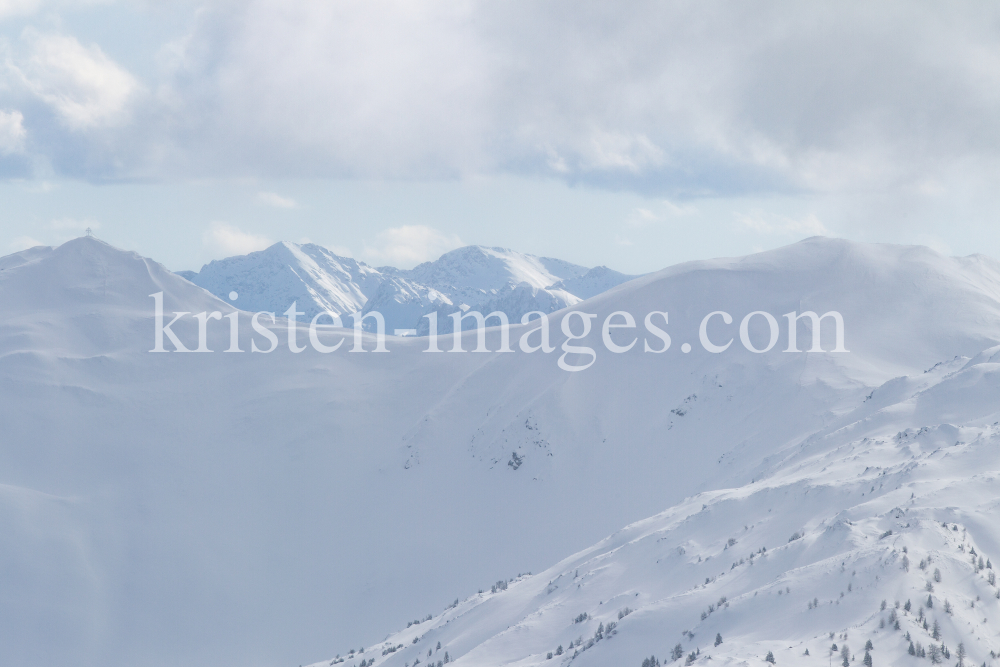 Stubaier Alpen, Tirol, Südtirol, Austria, Italien by kristen-images.com