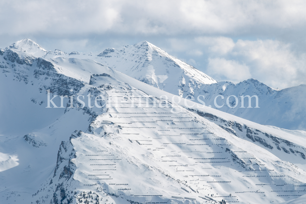 westliche Zillertaler Alpen, Tuxer Hauptkamm, Südtirol, Italien by kristen-images.com