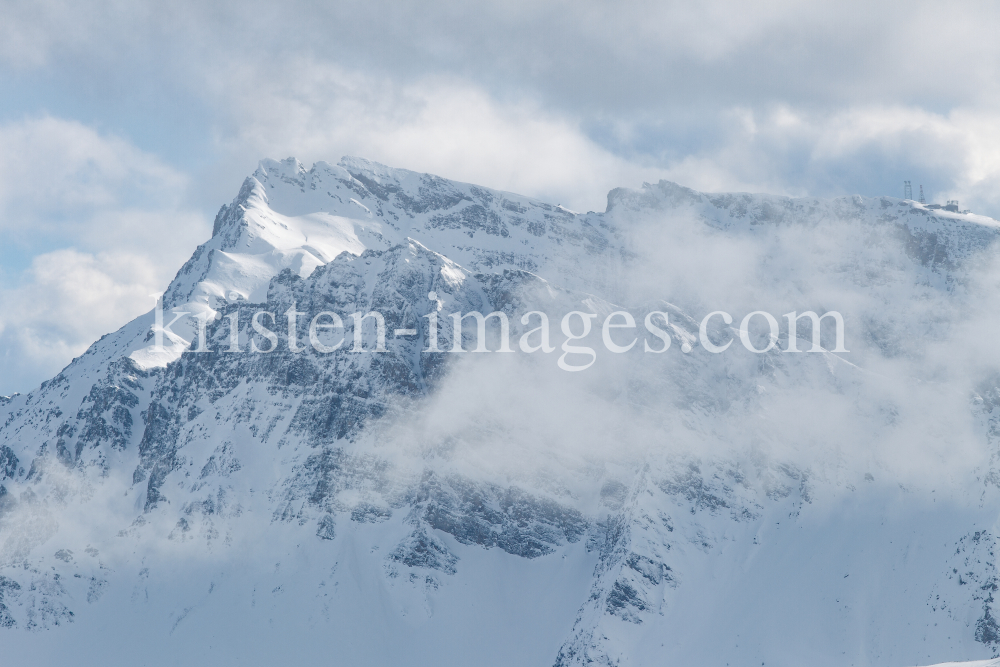 Rollspitze, Amthorspitze, Daxspitze, westliche Zillertaler Alpen by kristen-images.com