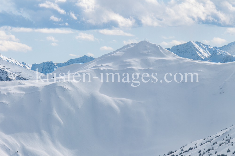 Stubaier Alpen, Tirol, Südtirol, Austria, Italien by kristen-images.com