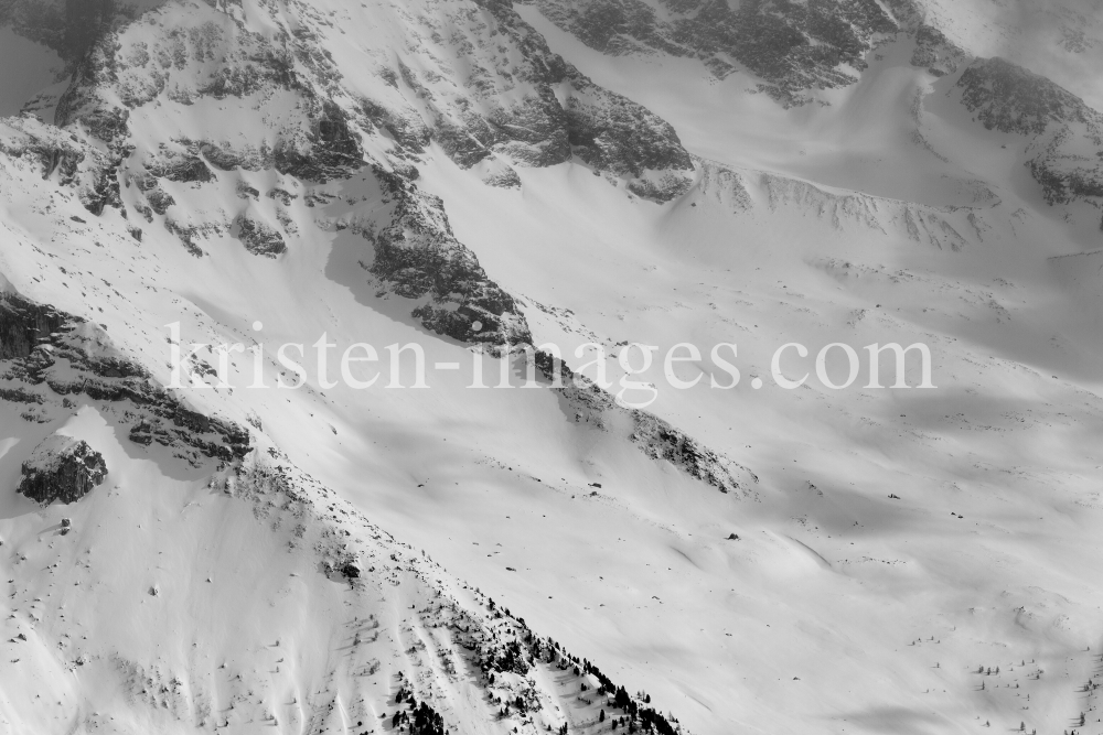 westliche Zillertaler Alpen, Tuxer Hauptkamm, Tirol, Austria by kristen-images.com