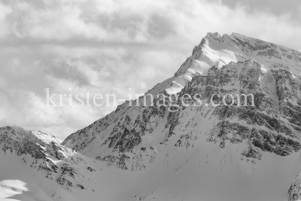 Rollspitze, Daxspitze, westliche Zillertaler Alpen by kristen-images.com