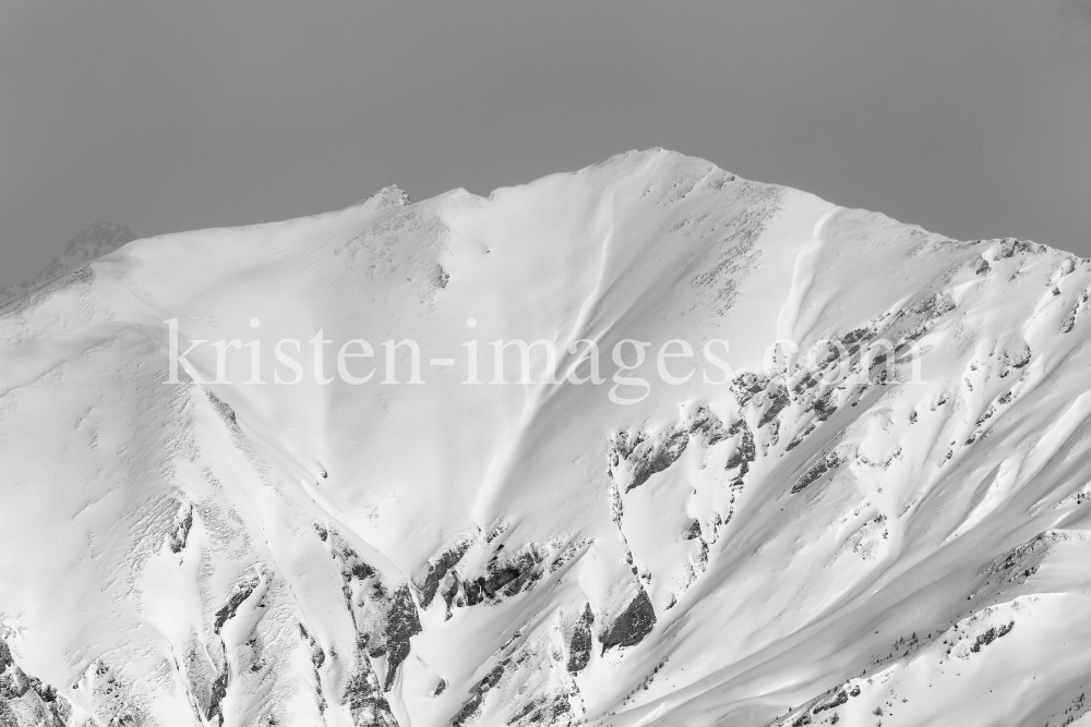 westliche Zillertaler Alpen, Tuxer Hauptkamm, Tirol, Austria by kristen-images.com