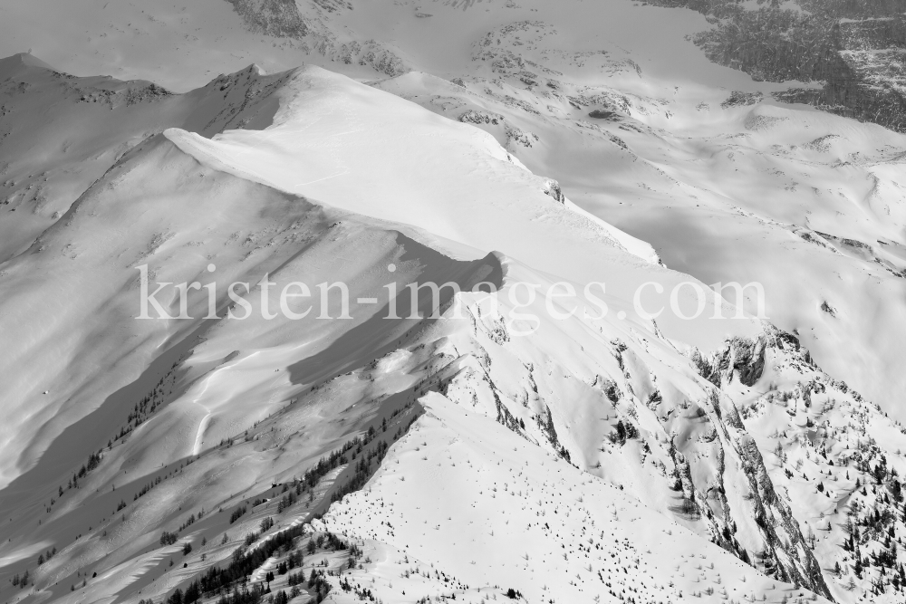 westliche Zillertaler Alpen, Tuxer Hauptkamm, Tirol, Austria by kristen-images.com