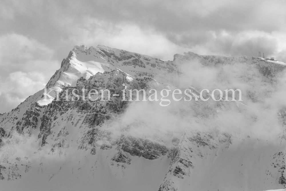 Rollspitze, Amthorspitze, Daxspitze, westliche Zillertaler Alpen by kristen-images.com