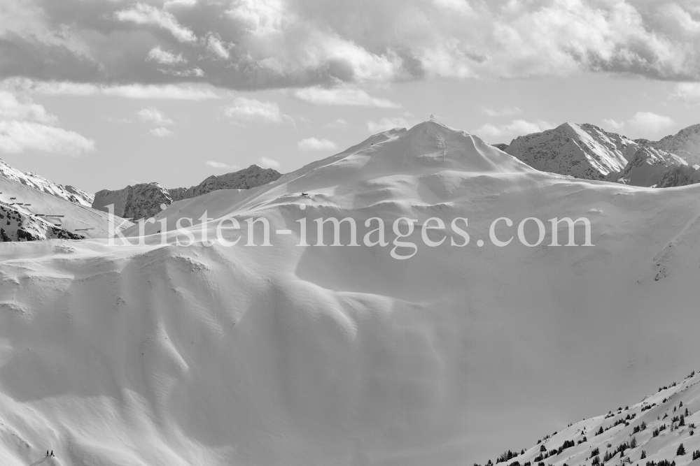 Stubaier Alpen, Tirol, Südtirol, Austria, Italien by kristen-images.com